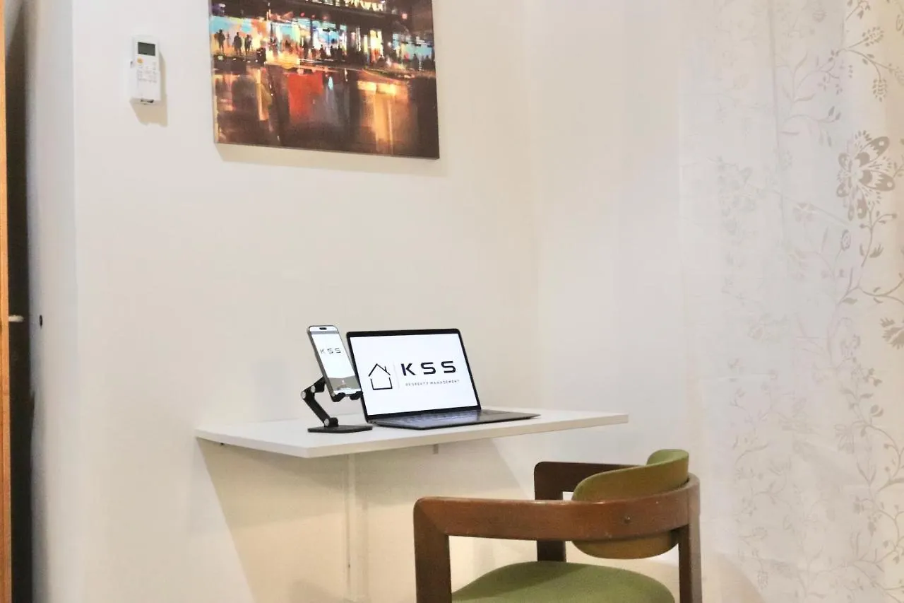 Independent Loft Private Entrance And Courtyard Apartment Rome 0*,  Italy